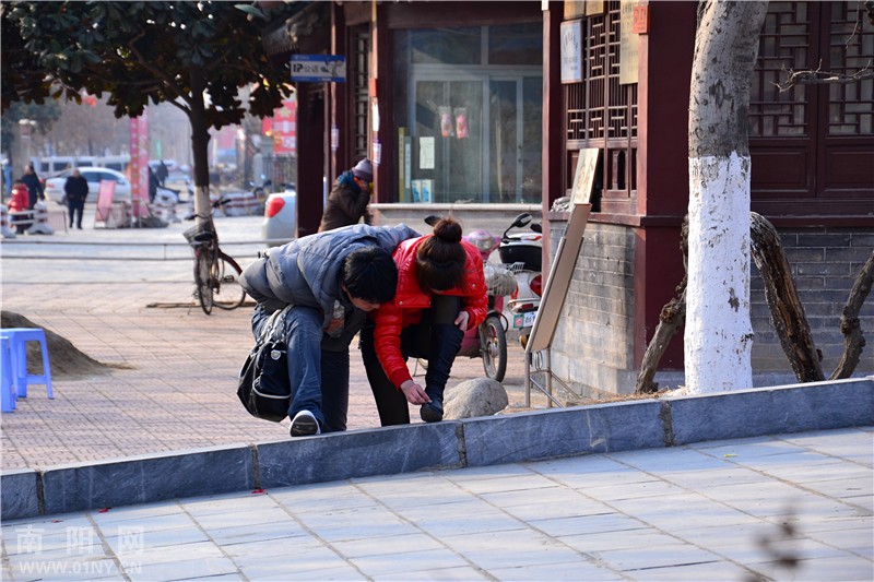 <em>美女擦鞋</em>+-+新手图集