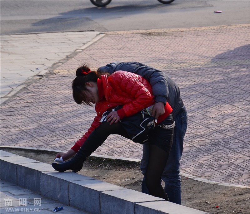<em>美女擦鞋</em>+-+新手图集