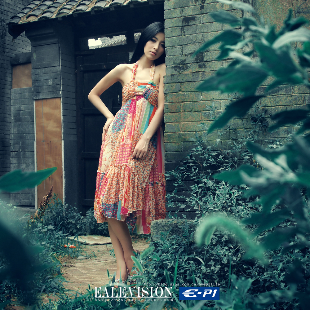 模特何静奥林巴斯相机广告写真