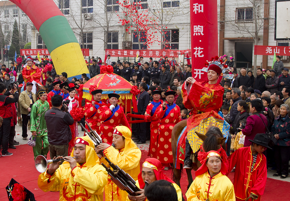 【平顶山】鲁山<em>牛郎织女</em>文化之乡的喜事-民风