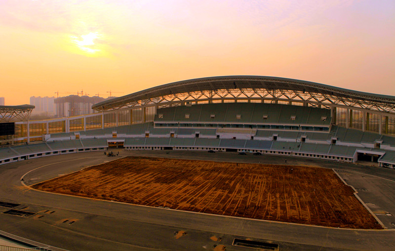 落日南阳农运会主体育场