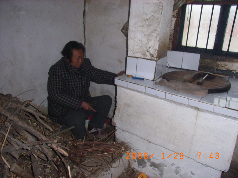 见证零八年舂运雪灾困在路上的几天