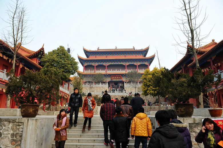 正月初一游镇平遮山鳌园寺