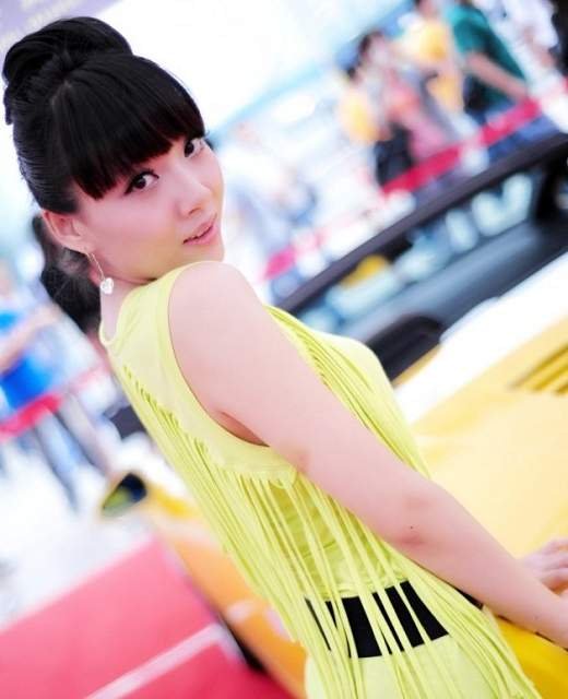 体育魅<em>色女郎</em>:德体育宝贝健身写真 大秀豪乳-南