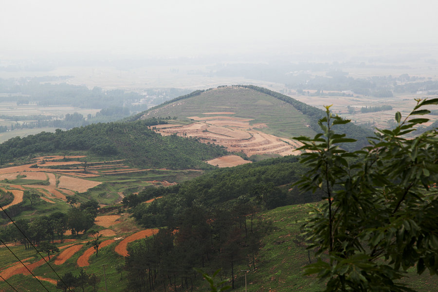 方城三贤山景色