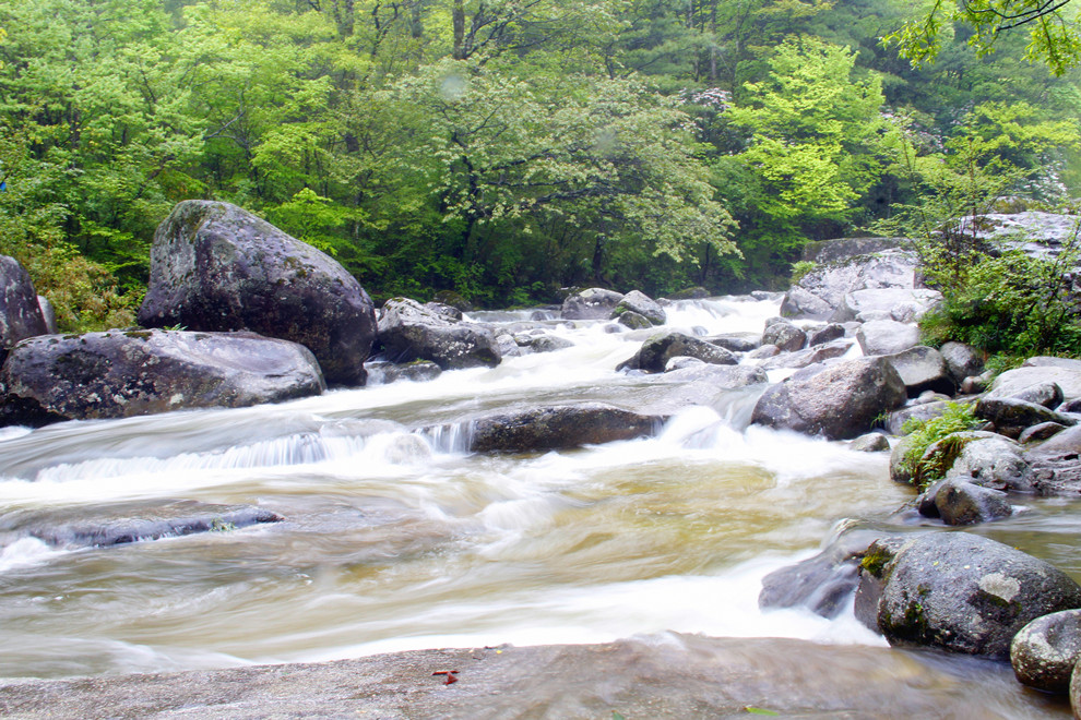 平顶山1部山涧激流