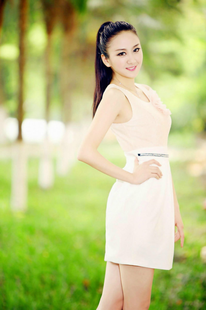 清新靓丽+<em>时尚美女</em>