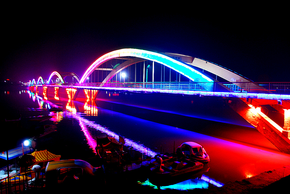 航拍沿河县县城夜景照片