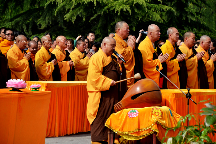 白马寺为四川灾民祈福做法会4月24日纪实