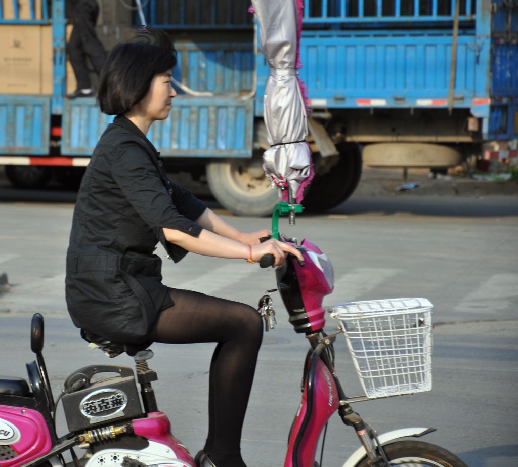 【哪个直播平台美女多】每天爱你多一些,多胞