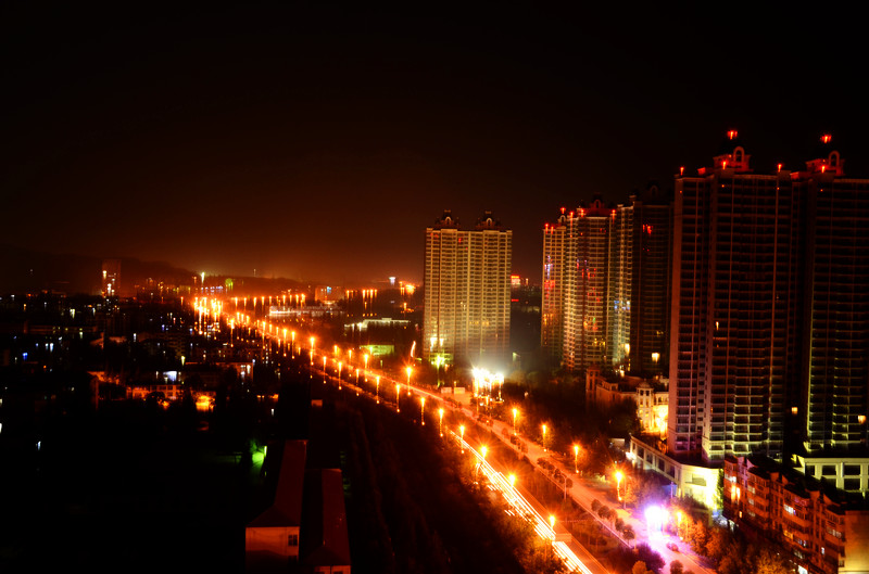 舞钢夜景