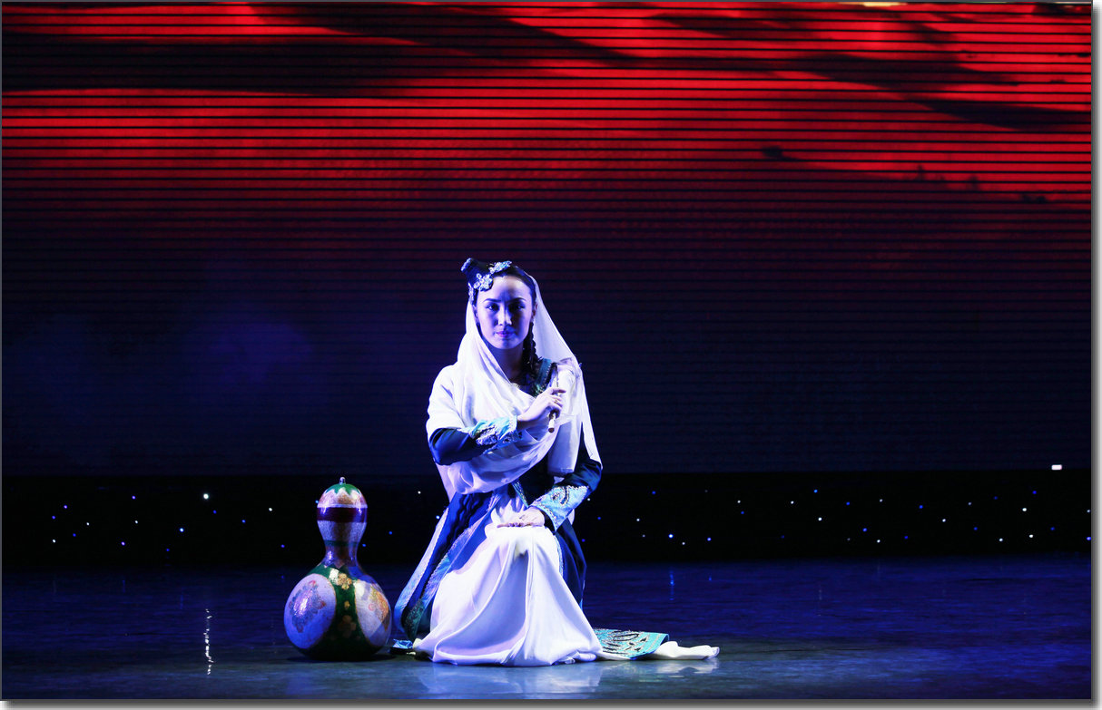 <em>吹萧女郎</em>-拍客贴图-36行南阳社区-36.01ny.cn