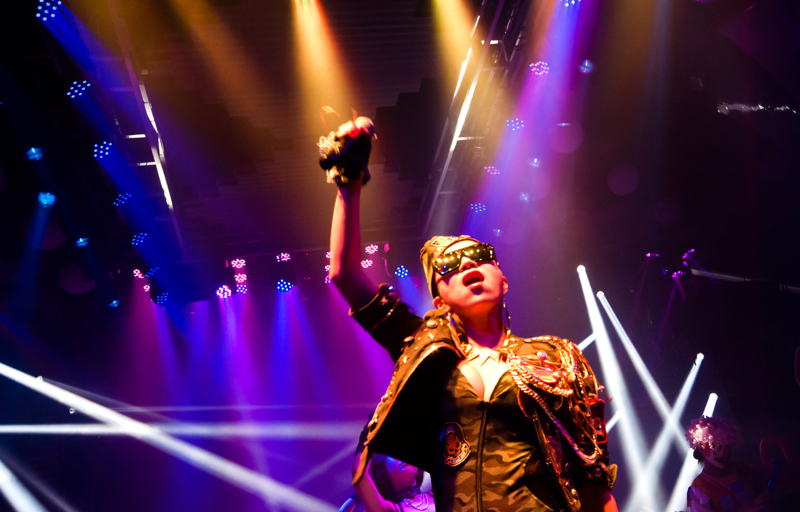 疯狂KTV·上上酒吧!-新闻纪实-36行南阳社区-