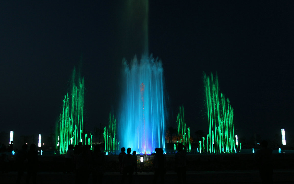 时代广场音乐喷泉夜景(一)