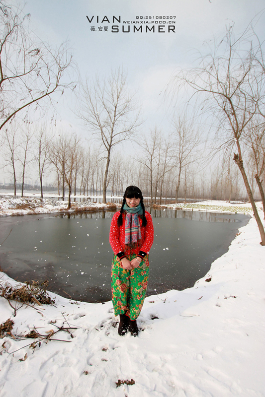 【安夏的照相<em>本子</em>】之【村里有个姑娘叫小宝】