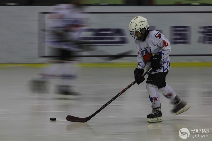 少儿冰球比赛。-行摄风光-36行南阳社区-36.01