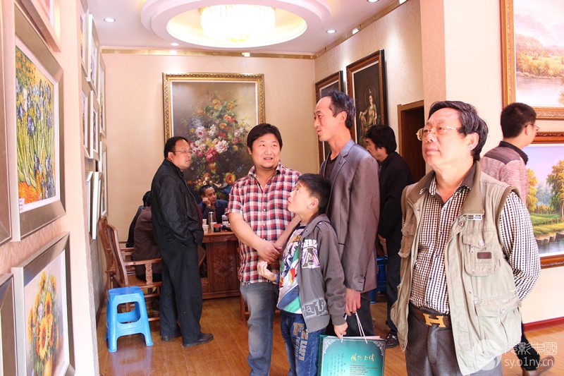 镇平县美术家协会油画创作基地挂牌成立-摄友