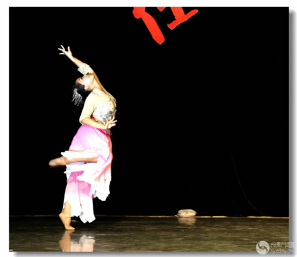 师院2010级舞蹈编导班毕业汇报演出-爱莲说-新