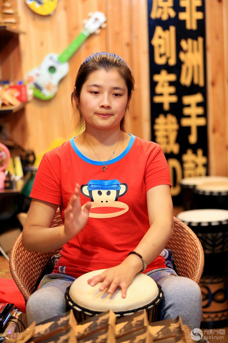 一瞬间(丽江小倩)-新手图集-36行南阳社区-36.