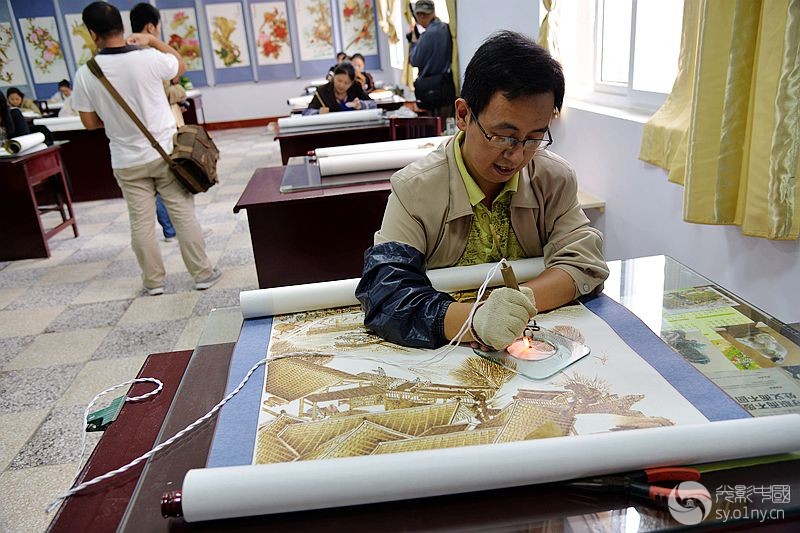 星光南阳部烙花厂拍摄活动--烙花大师和作品-新