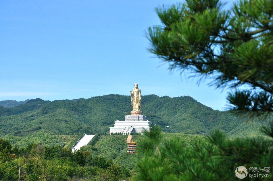 尧山大佛