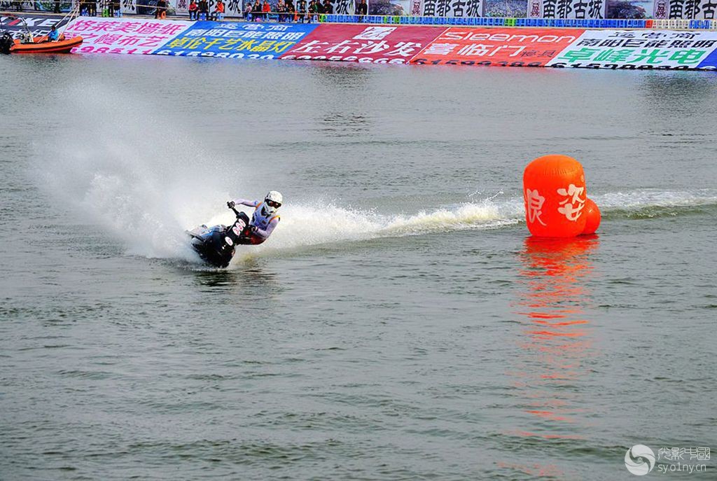 体育摄影部世界水上摩托艇大赛拍摄片--竞赛