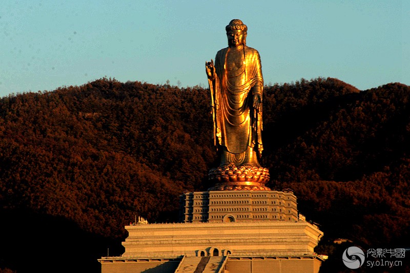 风雨南阳部采风——远拍尧山大佛