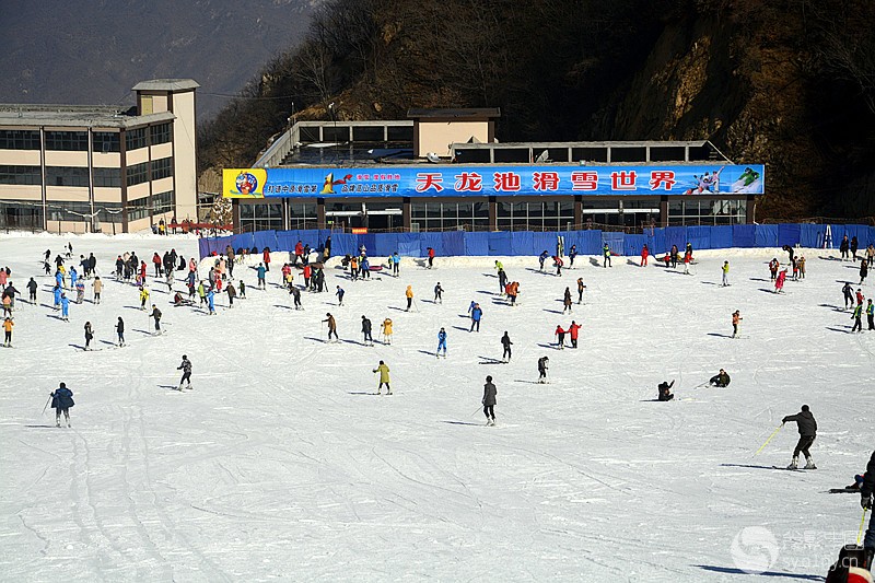 天龙池滑雪场风光2