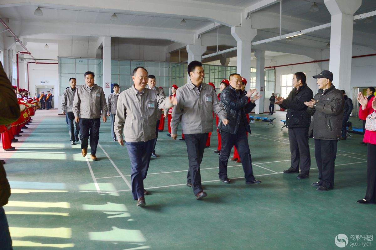烟厂迎新春联欢会<em>男女生对唱</em>-新闻纪实-36行