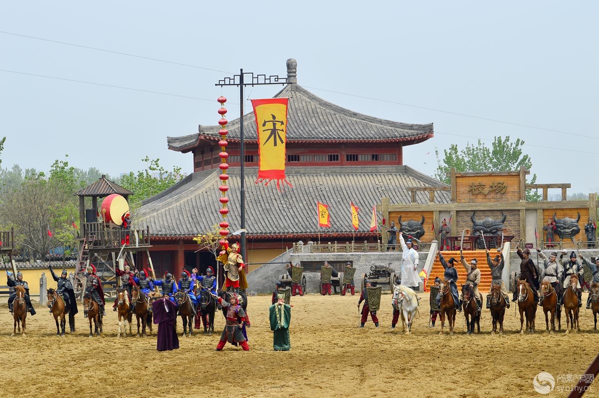 【岳飞枪挑小梁王】掠影