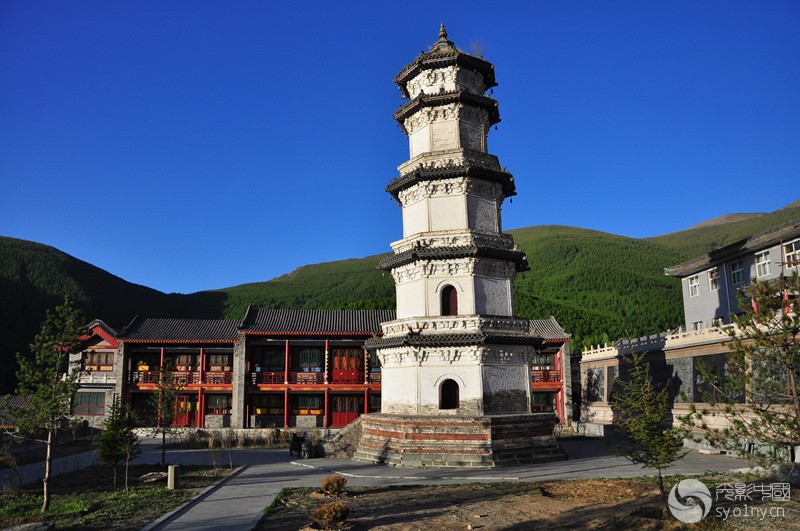 五台山竹林寺_五台山竹林仙居