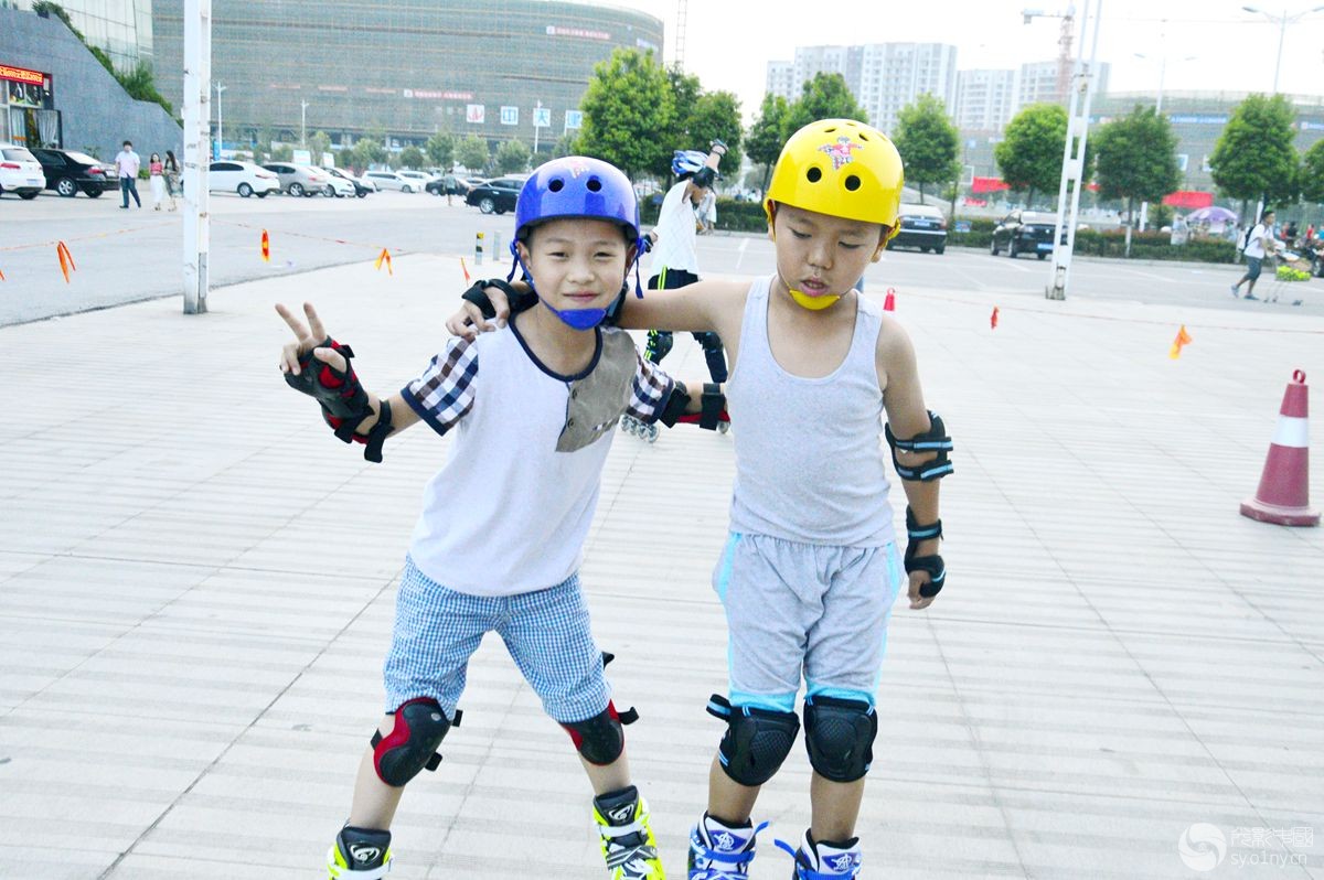 【轮滑培训班】快乐的暑假-新闻纪实-36行南阳