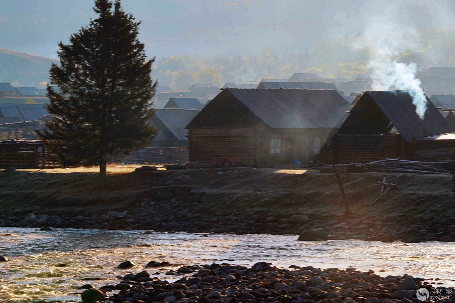 袅袅升起的炊烟-行摄风光-36行南阳社区-36.01