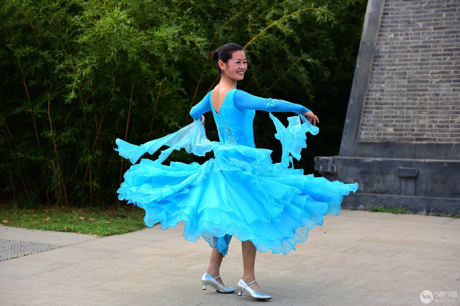 星光部-拍摄南阳英姿迈克国际标准交谊舞学校