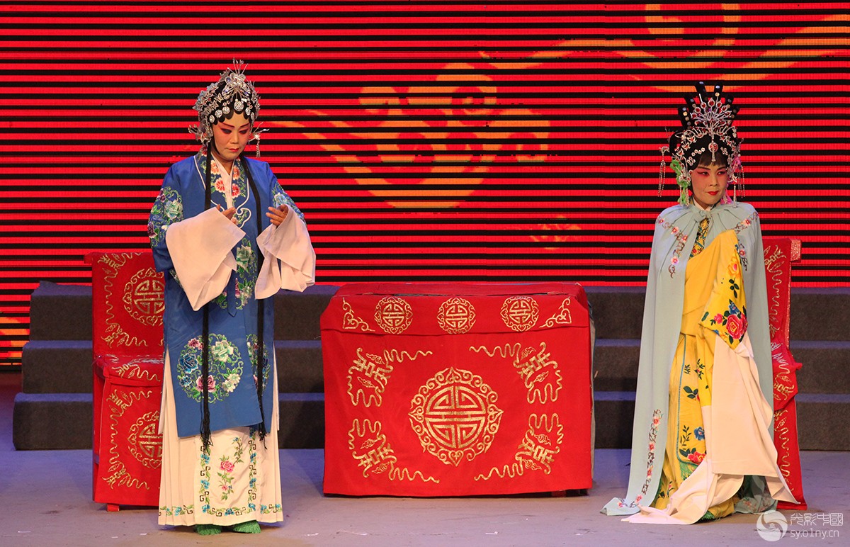 河南遂平县越调剧团晋京演出《火烧绣楼》6-舞台摄影-36行南阳社区-36.01ny.cn - 光影中国