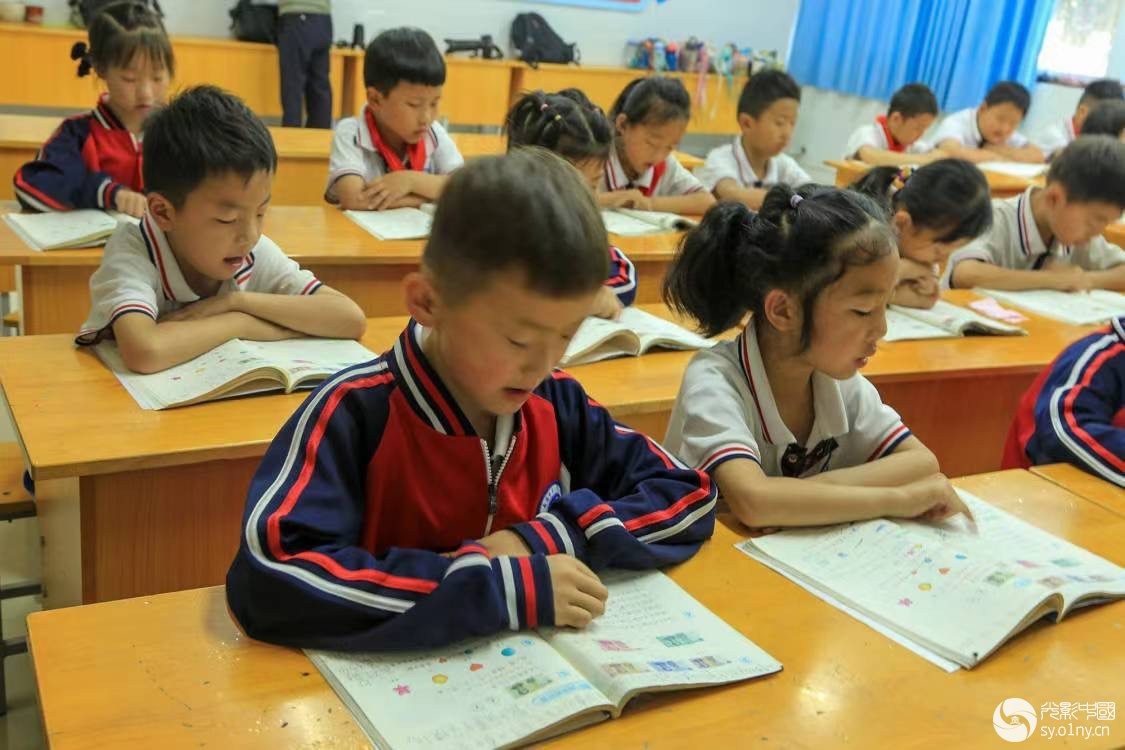 28.����ȫʾ��ѧУ��������ǵ����� ���ա�-4.jpg