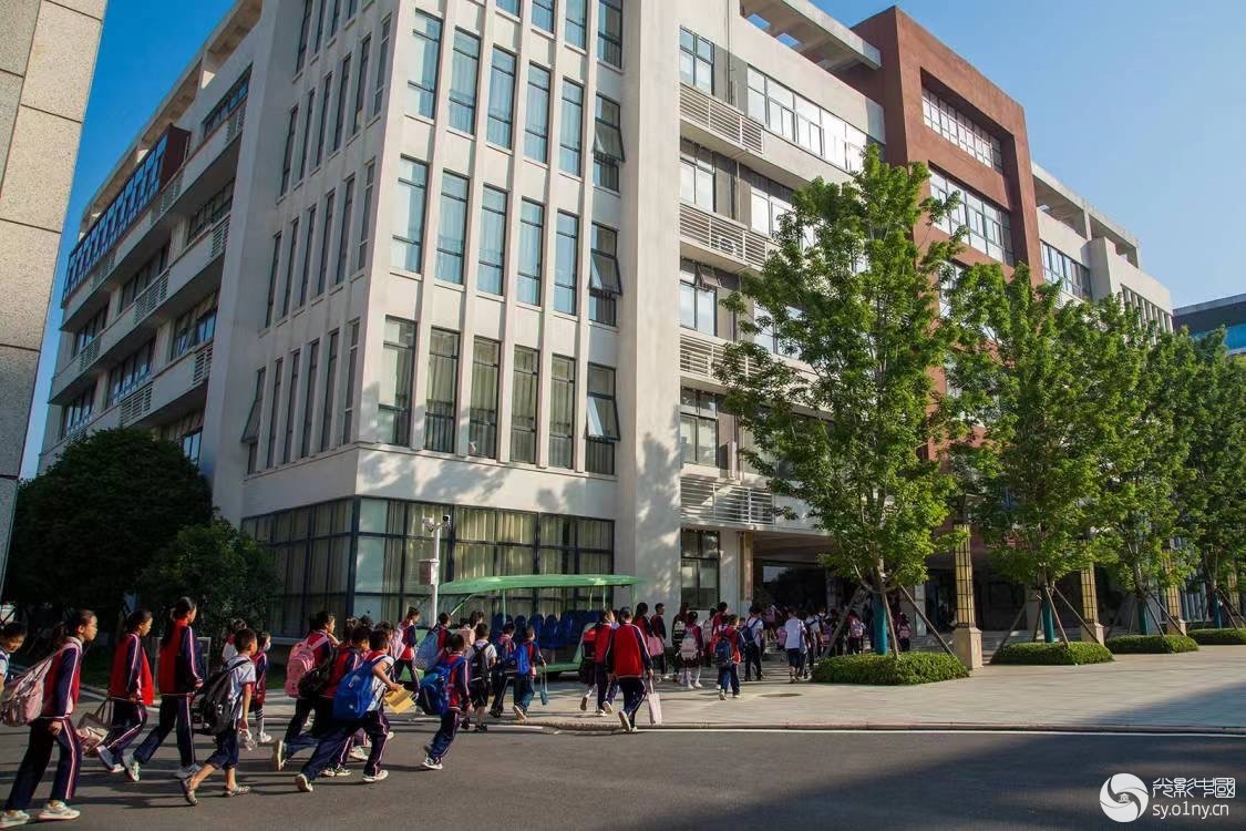 28.����ȫʾ��ѧУ��������ǵ����� ���ա�-1.jpg