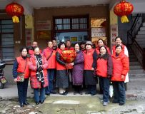 ��ů�ؽ� �����𶼡��������𶼹����Ŷ��߽����������ѧУ��չο�ʻ