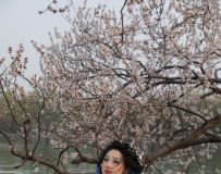 �������