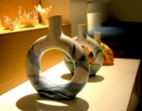 �������