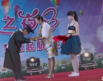 黳